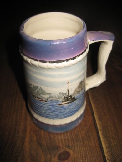 Krus med maritimt motiv 60 tallet