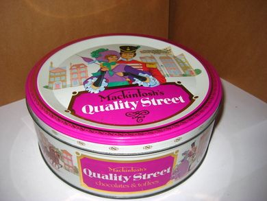 Pen boks fra 60-70 tallet Mackintosh's Quality Street