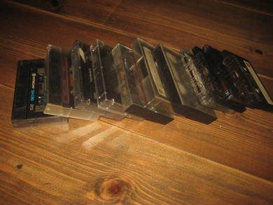 Lott med kassetter kan brukes til opptakskassetter musikk er spela inn på disse Dette er pakke nr 13