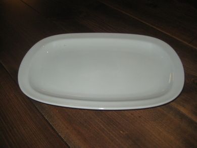 Serveringsfat, ca 32 cm langt, 60-70 tallet.