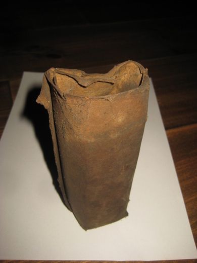 Original og godt slitt eske med stifter fra eldre skomakeri pen i ditt skomakeri 30-40 tallet