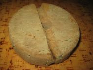 Rund flytekork brukt ved garnfiske i gamle dager ca 12 cm i diameter