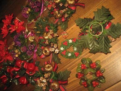 Lot med pynteringer for stearinlys selges under ett dette er pakke nr 2