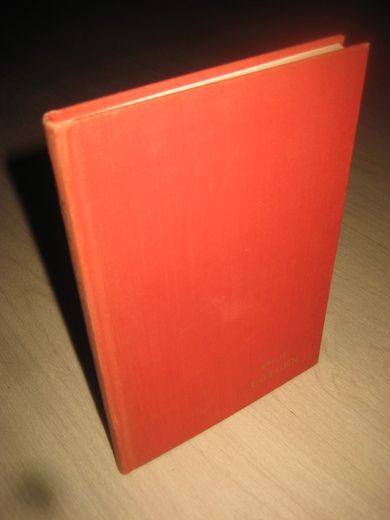 OS: BØYGEN Ei minnebok om tilskipnad og tilsyn med lov og føresegner om målbruk i statstenesta 1961