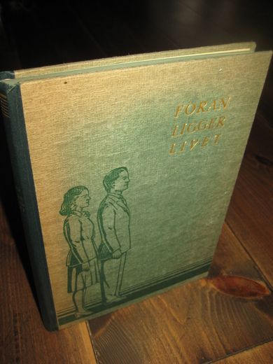 LOHNE: FORAN LIGGER LIVET 1948