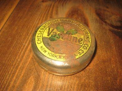 Vaselinboks uten innhold dette er nr 1