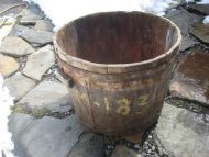 Gammel og pen linestamp fra hine hårde dager pen til så mangt 50 tallet Ca 51 cm i diameter ca 34 cm høg