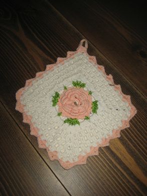 Meget pen og dekorativ pynte gryteklut 15*15 cm stor 50 tallet