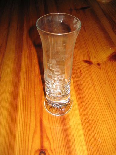 Pen glassvase i tungt glass 70 tallet