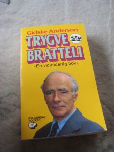 Anderson, Giske: TRYGVE BRATTELI. 1985.