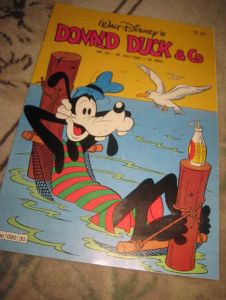 1983,nr 030, DONALD DUCK & CO