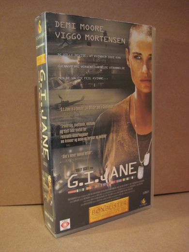 G I JANE 1997 120 MIN 15 ÅR