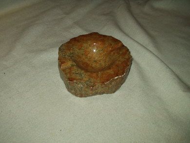 Gedigent askebeger i alabaster 60-70 tallet