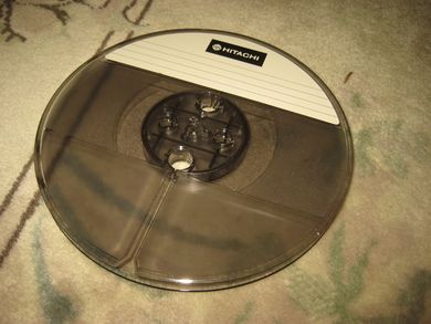 Spole uten innhold fra en Tandberg båndopptaker