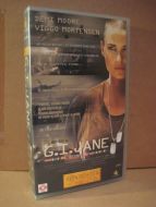 G I JANE 1997 15 ÅR 120 MIN