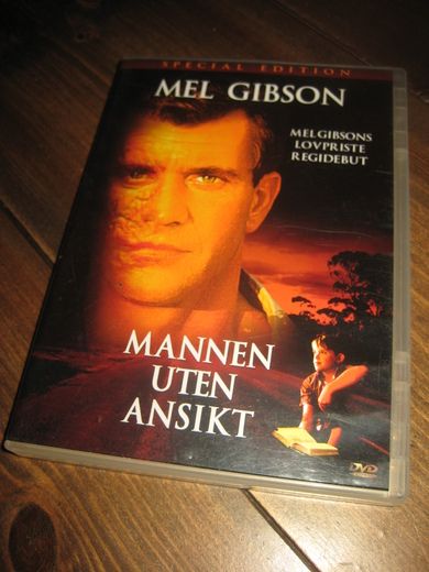 MEL GIBSON: MANNEN UTEN ANSIKT 1993 11 ÅR 114 MIN