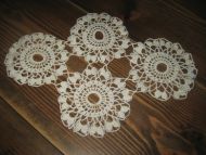 Noe for deg? Kvar brikke er ca 9 cm i diameter