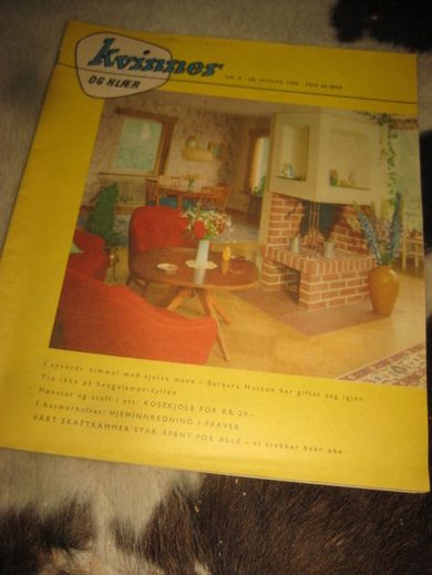 1956 nr 004 KVINNER OG KLÆR