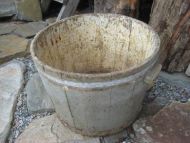 Pen linestamp fra 50 tallet ca 52 cm i diameter 38 cm høg noe for deg og din hage? Krambod? Sjøbod? Etc etc