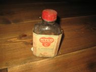 Flaske uten innhold, NYCO FRUKTSALT C VITAMIN. Fra Nyegaard & Co, Oslo, 50-60 tallet. 