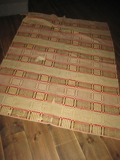 Gammelt velbrukt teppe fra tidleg 1900