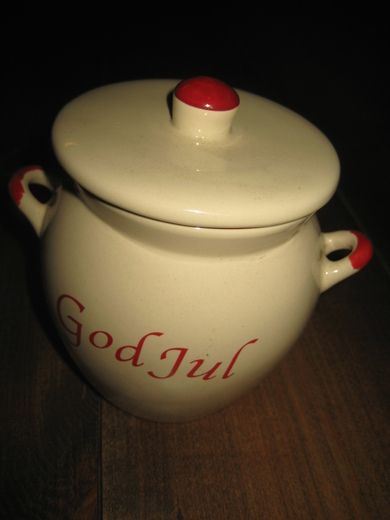 Skål med lokk fra Modern House ca 10 cm i diameter 12 cm høg