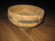 Gammel ølbolle fra 1800 tallet. Ca 20 cm i diameter, 9 cm høg.