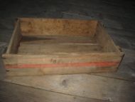 Gammel trekasse ca 57*36 cm stor 14 cm høg 50 tallet