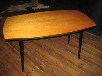 Pent salongbord, 50 tallet.