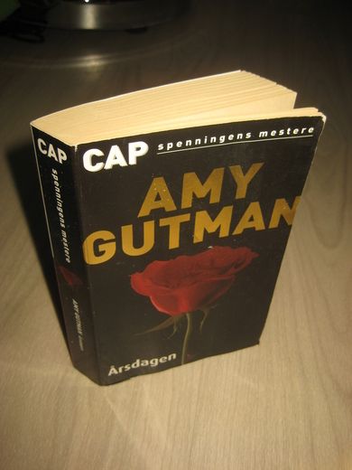GUTMAN AMY: Årsdagen 2005