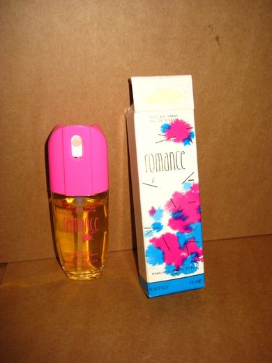 Eske med ubruklt innhold, ROMANCE parfyme. 60-70 tallet.