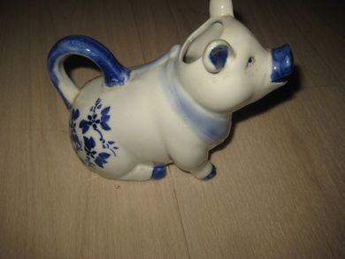 Fløtemugge som gris Jorunn Design Norway Ca 15 cm lang