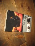NESBØ JO: FLAGGERMUSMANNEN 2005