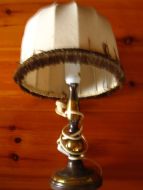 Messing bordlampe med original skjerm fra 60-70 tallet