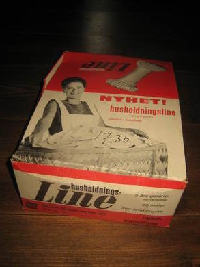 Eske uten innhold, Husholdningsline, fra Elkem Spigerverket, 60 tallet. Ca 18*24 cm stor, 8 cm høg. 
