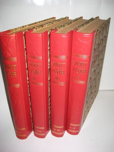 STANG: SKATTKISTA. KONVERSASJONS LEKSIKON for skole og hjem i 4 bind. 1960.