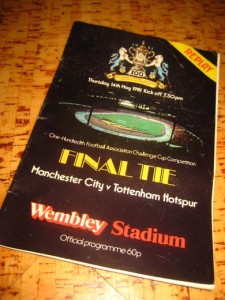Fotballprogram fra 1981, Manchester City - Totenham----Vembly Stadium. 32 sider. 