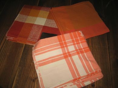 Lot med eldre duker 60-70 tallet