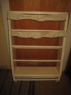 Pen tallerkenhylle?? ca 53*82 cm stor 18 cm djup 40-50 tallet