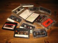 Lot med musikk kassetter selges samla bl a JOE COCKER SMOKIE DUM DUM BOYS BEE GEES ROD STEWART selges som de er