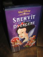 SNEHVIT OG DE SYV DVERGER. 1937, 80 MIN. MIN.