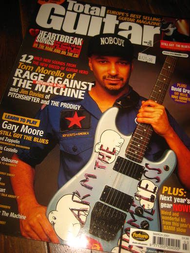TOTAL GUITAR 2001 MARS ISSUE 081