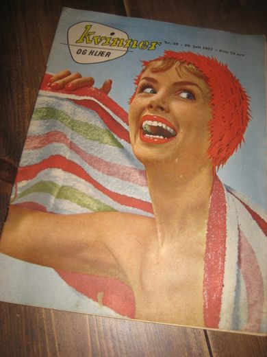 1957 nr 029 KVINNER og klær