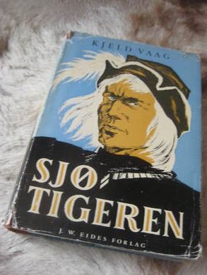 VAAG, KJELD: SJØ TIGEREN. 1952