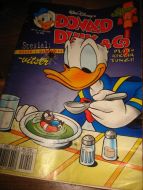 2002 nr 022 DONALD DUCK & CO