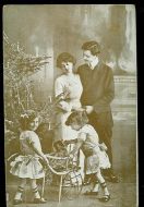 Ved juletreet kort fra tidleg 1900