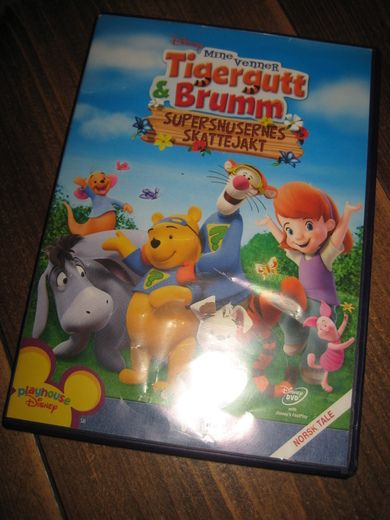 TIGERGUTT & BRUMM. SUPERSNUSERNES SKATTEJAKT. 2008, 69 MIN.