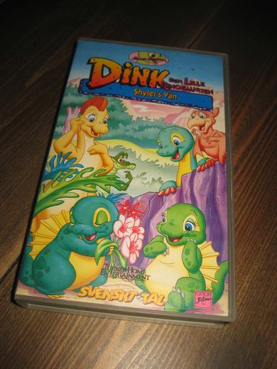 DINK, DEN LILLE DINOSAURIEN. 1993, 45 MIN.