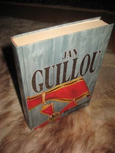 GUILLOU, JAN: DEN DEMOKRATISKE TERRORIISTEN. 1996.