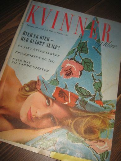 1961 nr 028 KVINNER OG KLÆR